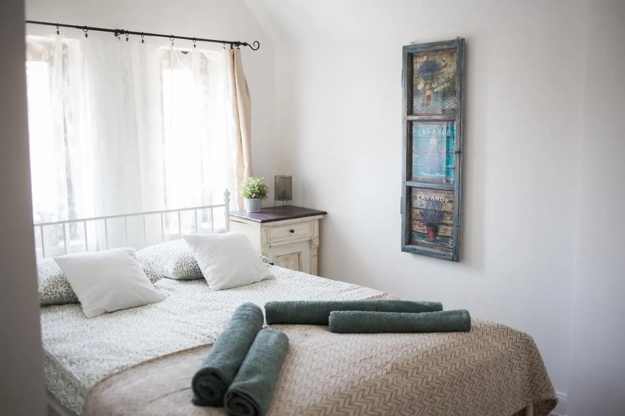 Apartment Kuria Apartman Budapest With Free Parking